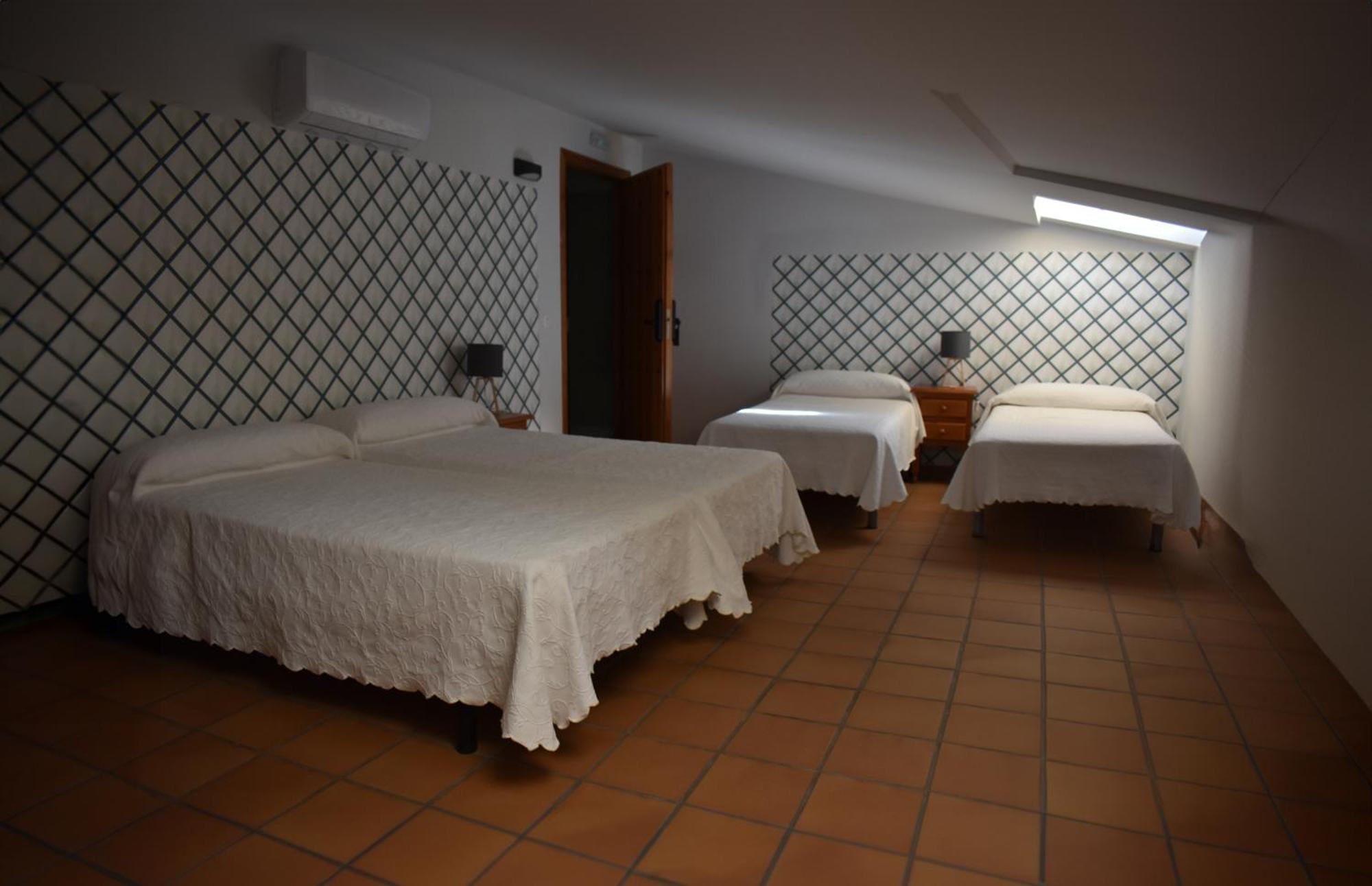 Hostal Altamira Guadalupe Guadalupe  Kültér fotó